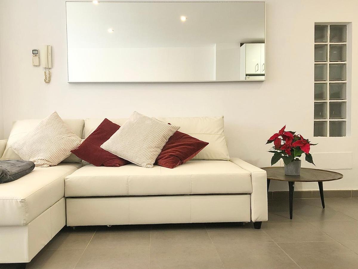 Varela Apartamentos B Málaga Exteriör bild